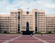 А ў вас у тэлефоне ёсць праграма сувязі з вашым дэпутатам? – «Актуальны мікрафон» (відэа+аўдыё)