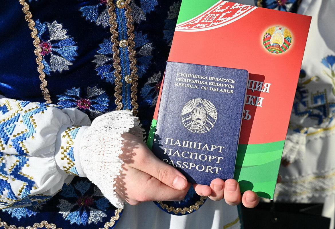 «Па сутнасці. Адгукаемся на любую бяду». Радыёблог Алены Швайко