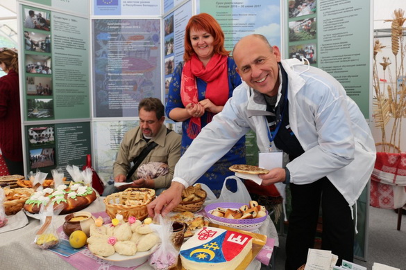 Падтрымаць мясцовыя ініцыятывы! – «Актуальны мікрафон» (відэа+аўдыё) Падтрымаць мясцовыя ініцыятывы! – «Актуальны мікрафон» (відэа+аўдыё)