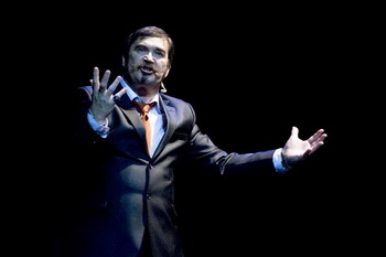 Александр Вергунов - актер, режиссер, сценарист, писатель в гостях программы "Нясумны перапынак" (видео) Александр Вергунов - актер, режиссер, сценарист, писатель в гостях программы "Нясумны перапынак" (видео)