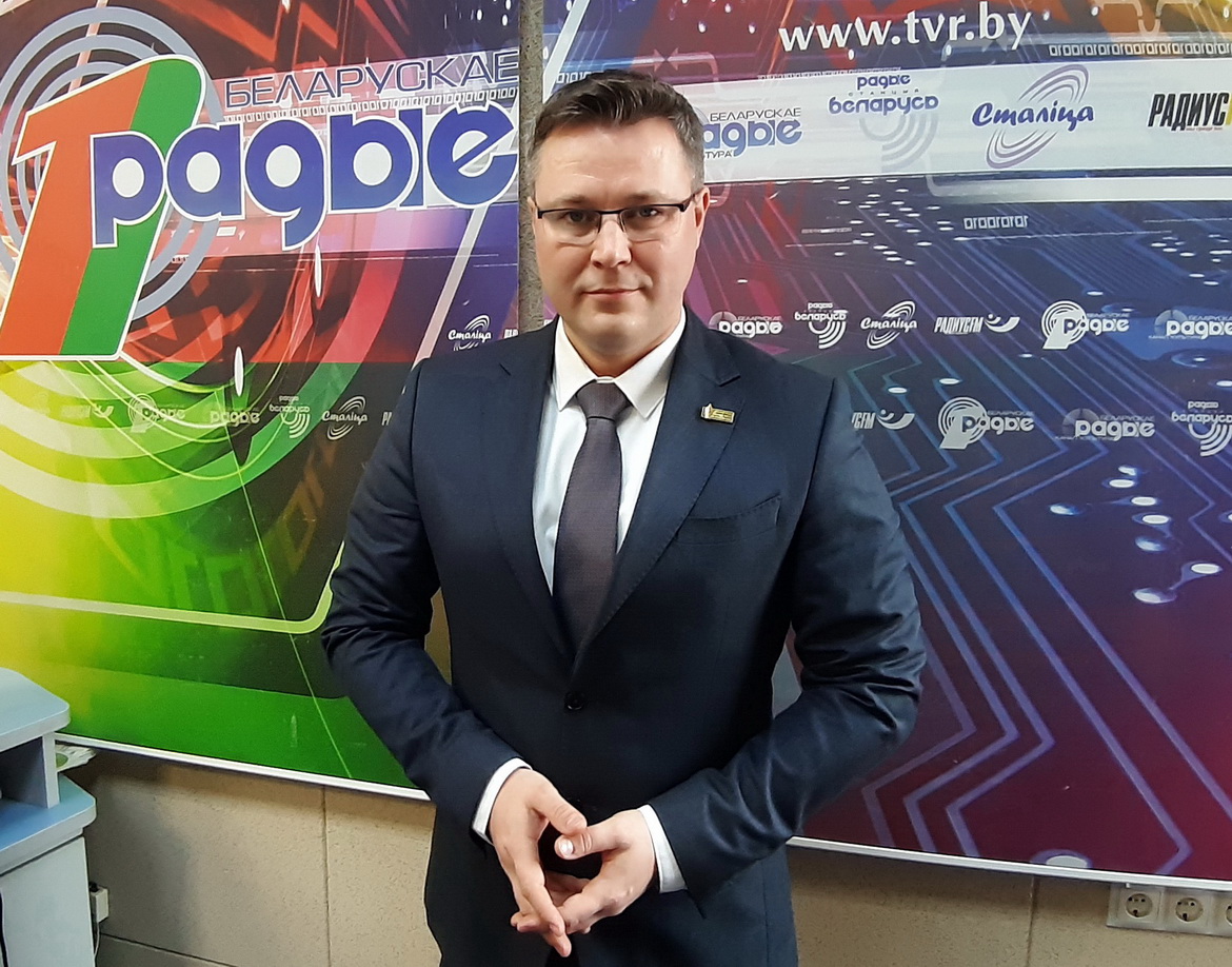 «ОЧЕНЬ СКОРО КАЖДЫЙ СМОЖЕТ ОБЩАТЬСЯ С КАЖДЫМ В РЕЖИМЕ РЕАЛЬНОГО ВРЕМЕНИ НА ЛЮБОМ ЯЗЫКЕ» (аудио)