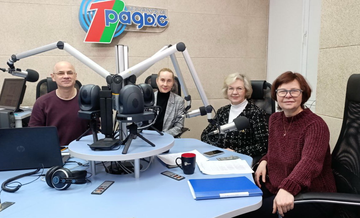 Какие виды согласий требуют нотариального удостоверения и что за документы при этом необходимы?