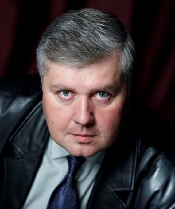 Юмор музыканта придает спектаклю шарм! – «Нескучный перерыв», 19.12.2016 (видео) Юмор музыканта придает спектаклю шарм! – «Нескучный перерыв», 19.12.2016 (видео)