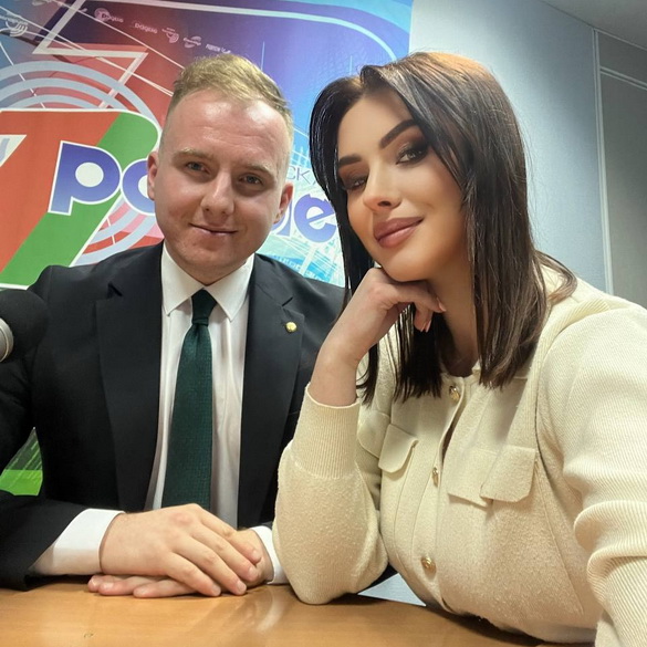 «Задача – за урок пообщаться с каждым учеником» – Алексей ТОВСТЫКА в «Семейной программе»