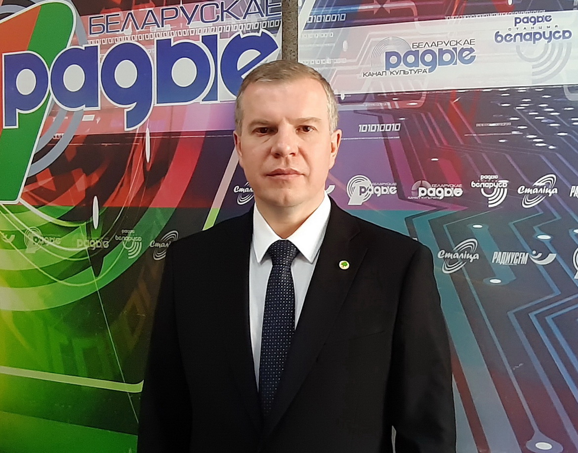 ПОДДЕРЖАТЬ МАЛЫЙ И СРЕДНИЙ БИЗНЕС В УСЛОВИЯХ САНКЦИЙ (аудио)