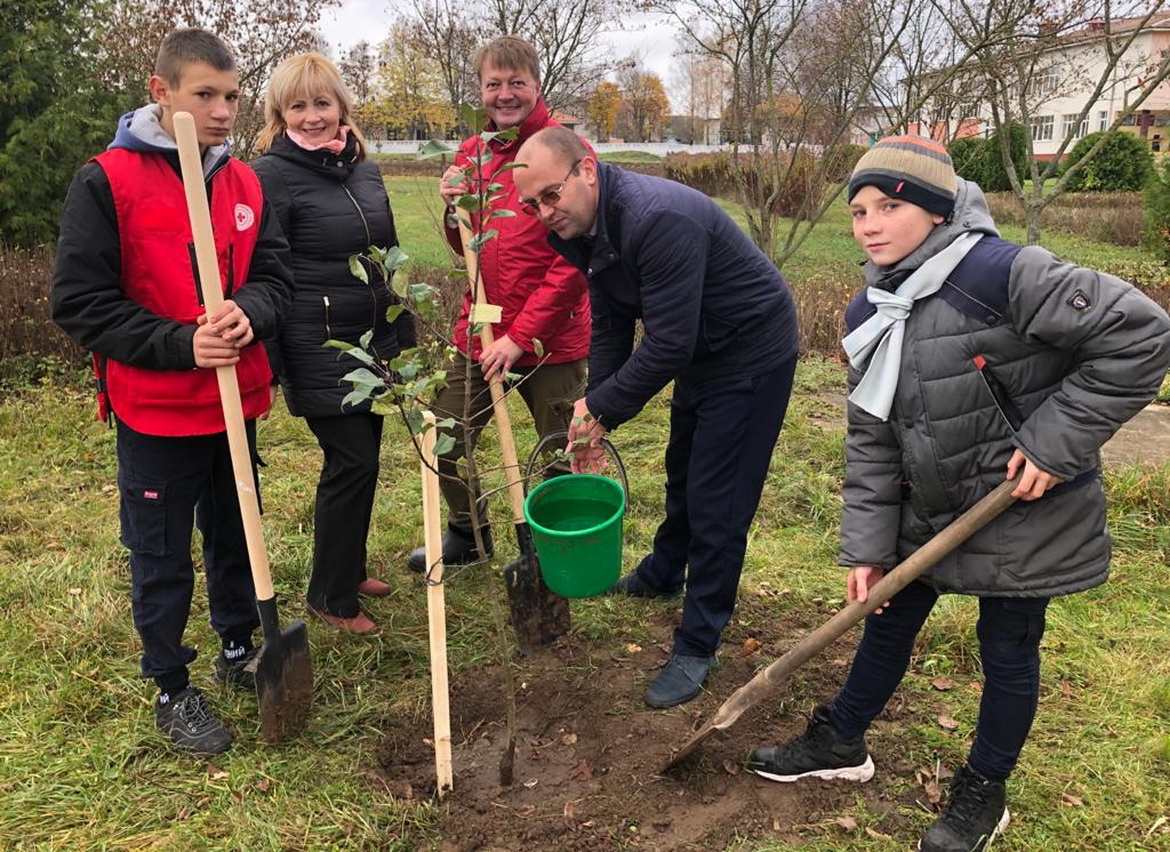 У ГОД МАЛОЙ РАДЗІМЫ «САДОЎ НАДЗЕІ» ПРЫРАСЛО!
