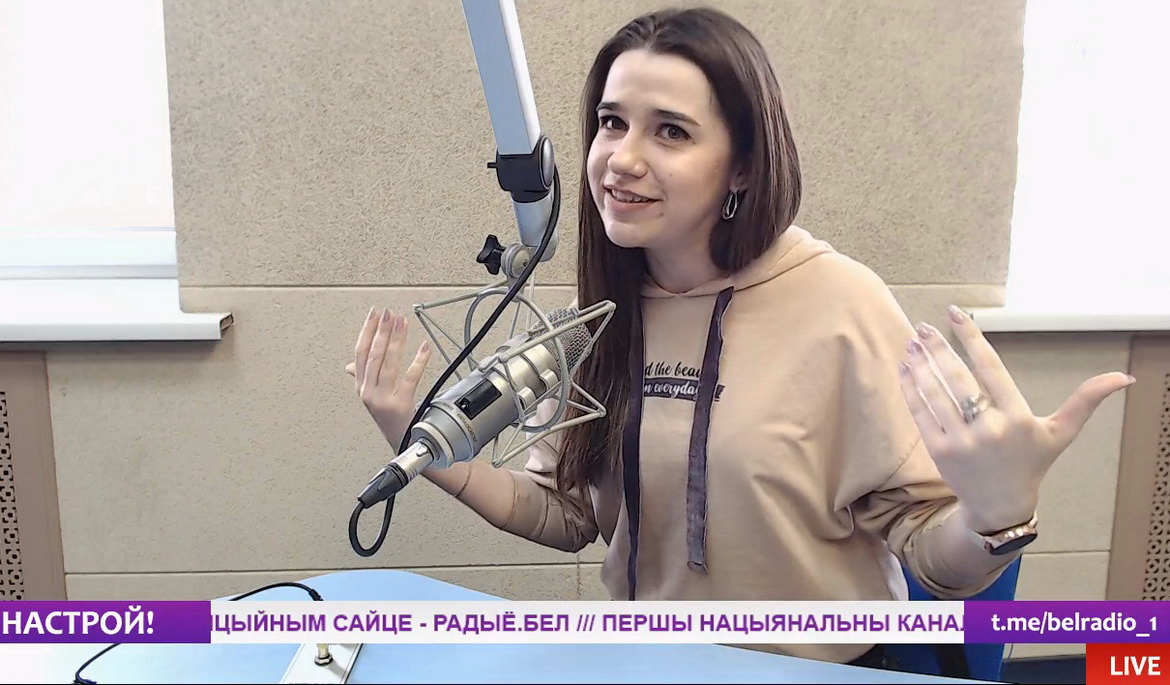 Елена Бабук: «Мечтала связать жизнь с вокалом и однажды на кастинге Ким Брейтбург взял меня «на карандаш» (аудио)