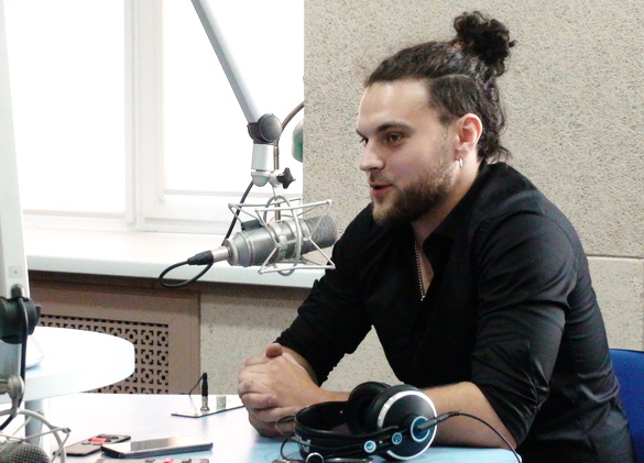 Юзари: «Делаю все возможное, чтобы белорусского языка в мире звучало как можно больше» – «Нескучный перерыв» (видео+аудио) Юзари: «Делаю все возможное, чтобы белорусского языка в мире звучало как можно больше» – «Нескучный перерыв» (видео+аудио)