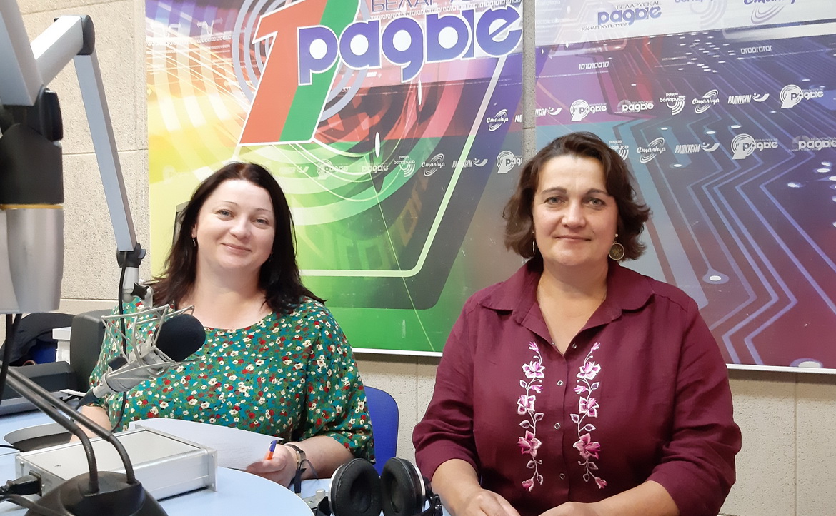 ДАПАМАГАЕМ ДЗІЦЯЦІ МАРАЛЬНА ПАДРЫХТАВАЦЦА ДА ШКОЛЫ // СЯМЕЙНАЯ ПРАГРАМА (аўдыё)
