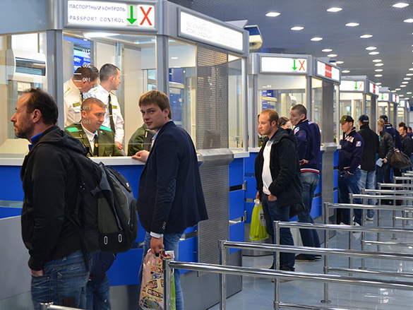 Пограничный контроль: к главному спортивному континентальному событию готовы! – «Актуальный микрофон» (видео+аудио) Пограничный контроль: к главному спортивному континентальному событию готовы! – «Актуальный микрофон» (видео+аудио)