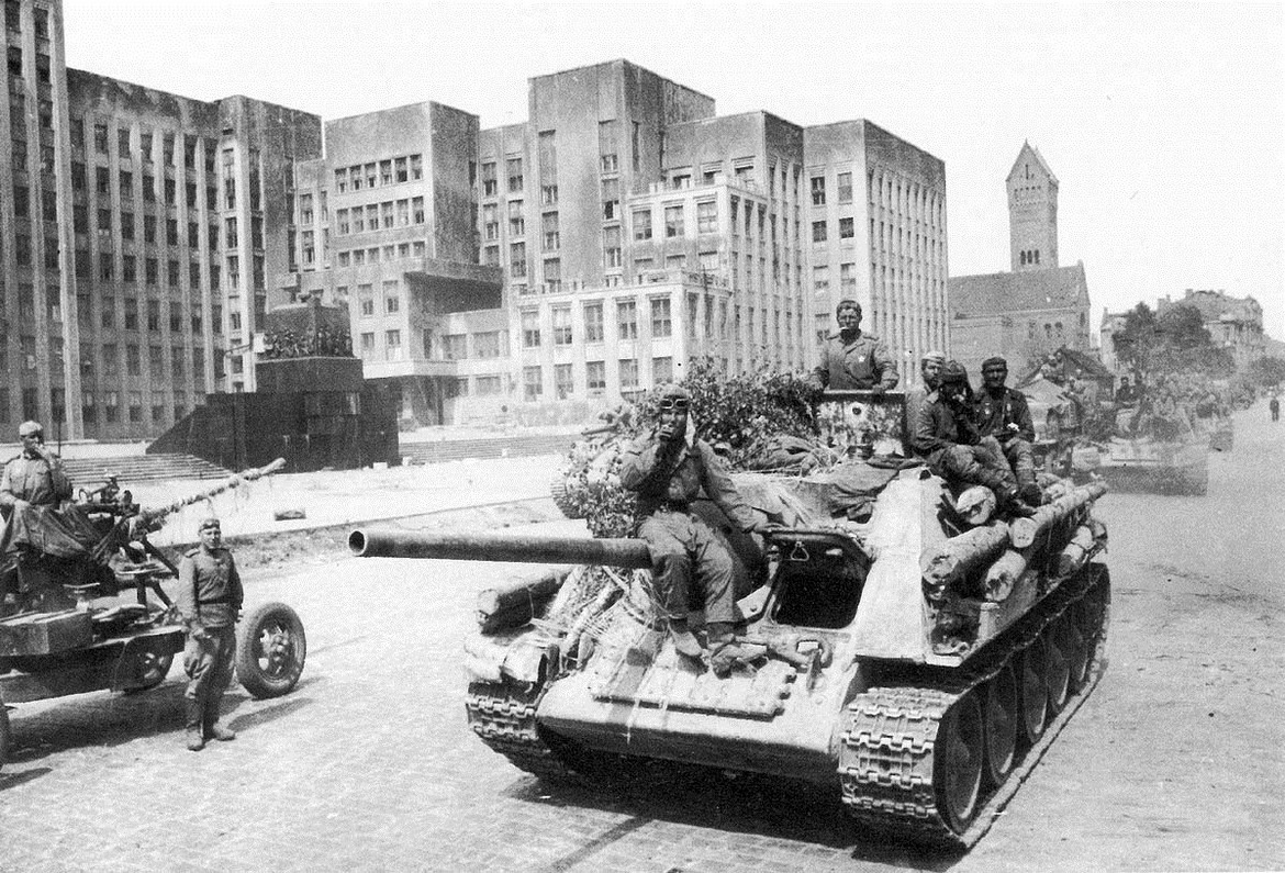 «Звычайныя гісторыі. Ліпень 1944 года: мінскі напрамак». Радыёблог Валянціны Стэльмах (аўдыё)