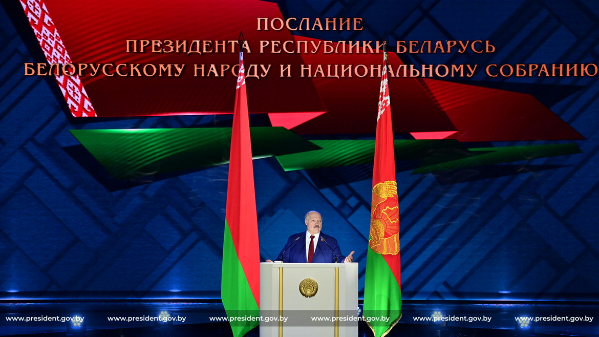 «Лёс краіны – у нашых руках! Я так думаю, а вы?» Радыёблог Алены Давідовіч (аўдыё)