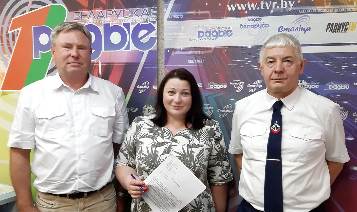 АДПАЧЫНАК НА ВАДЗЕ: ПАМЯТАЙЦЕ, ЯК І ДЗЕ! (аўдыё)
