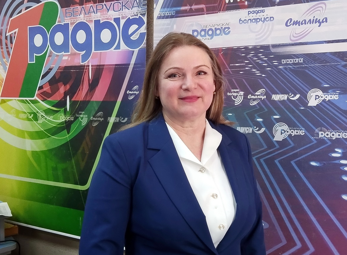 КАРПОВИЧ О КОНСТИТУЦИОННОМ СТАТУСЕ ВНС