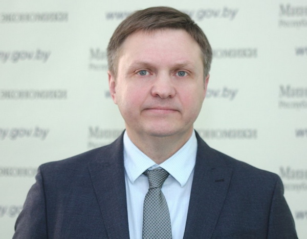 Министр экономики: зарплату отвязали от производительности труда, поскольку приоритет - доходы населения