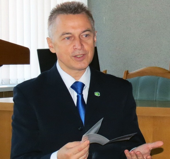 Рэформа ЖКГ: як фарміруюцца тарыфы на «камуналку»? - «Актуальны мікрафон», 17.02.2017 (відэа) Рэформа ЖКГ: як фарміруюцца тарыфы на «камуналку»? - «Актуальны мікрафон», 17.02.2017 (відэа)