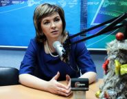 Гостья новогоднего «Радиофакта» – председатель концерна «Беллегпром» Татьяна Лугина (full video version)
