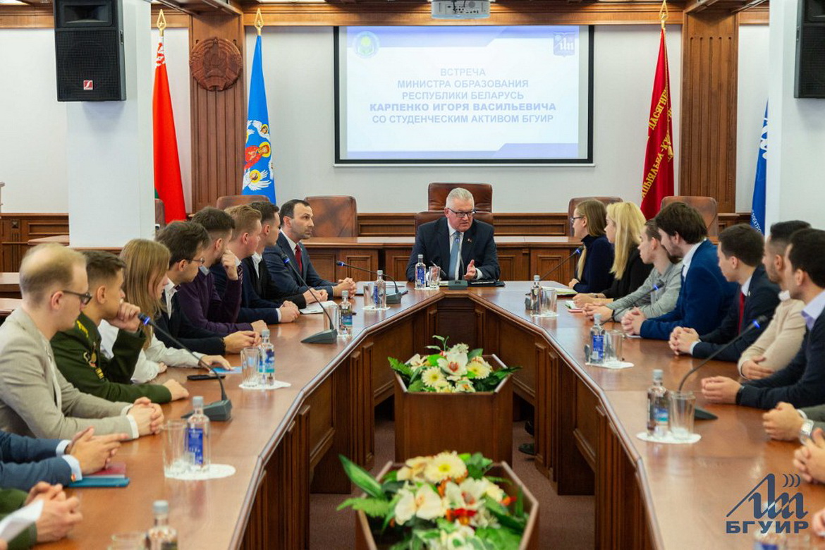 «Голас кожнага будзе пачуты. Я так думаю, а вы?» Радыёблог Алены Давідовіч (аўдыё)
