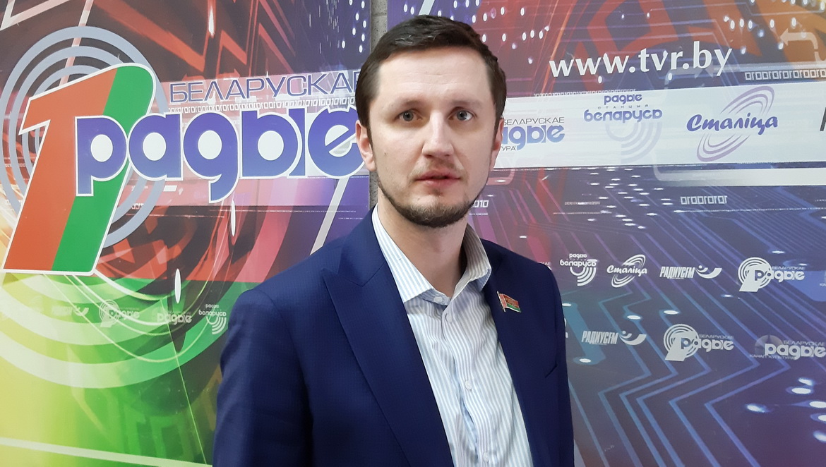 САЦЫЯЛЬНЫЯ АСПЕКТЫ Ў РАЗВІЦЦІ ГРАМАДСТВА // АКТУАЛЬНЫ МІКРАФОН (аўдыё)