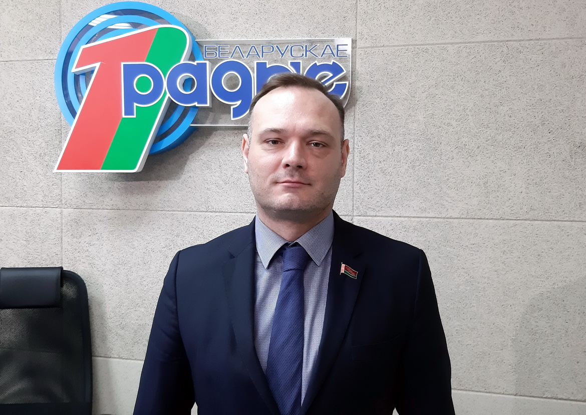 Боровик о многовекторной политике Беларуси, Востоке и Западе, горячих конфликтах, беженцах и мигрантах