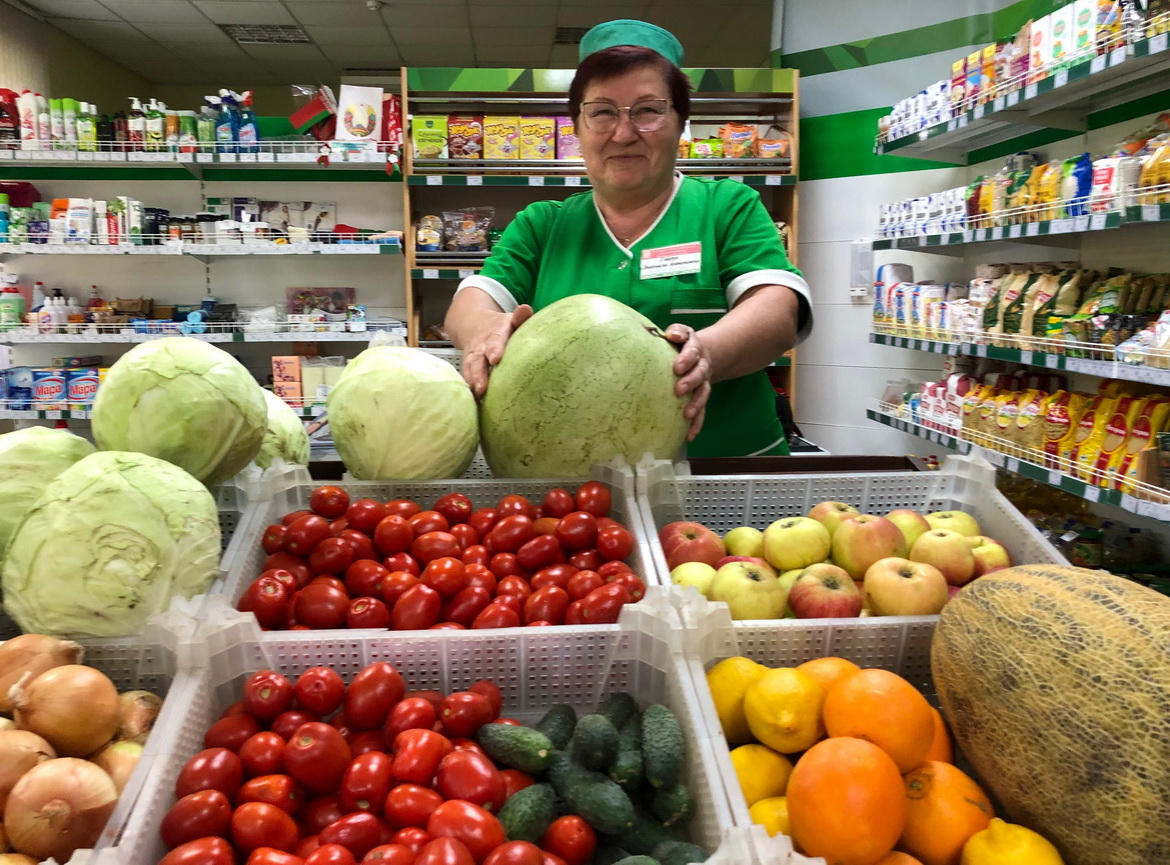 На паліцах больш беларускіх тавараў – «Свая зямля»