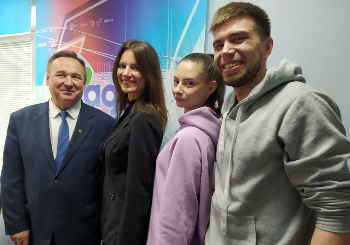 Агні Маскоўскага цырка асвятляюць Мінск – «Творчы вечар» з Янай Хадоска (аўдыё)