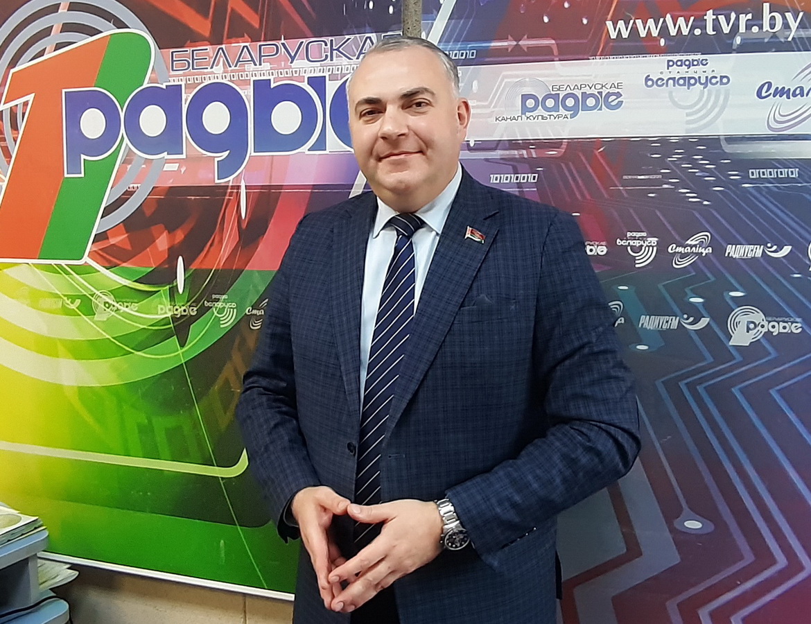 «ЛЮДИ СУДЯТ ПО ДЕЛАМ, А НЕ ФАМИЛИЯМ. ЭТО СПРАВЕДЛИВО!» (аудио)