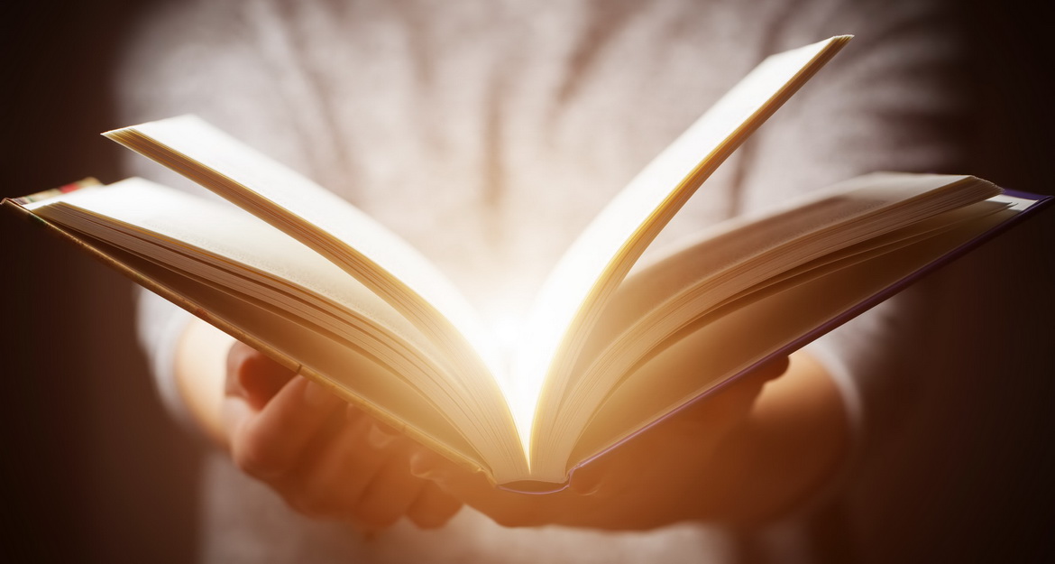 «Звычайныя гісторыі. Пра кнігу – крыніцу мудрасці і ведаў». Радыёблог Валянціны Стэльмах