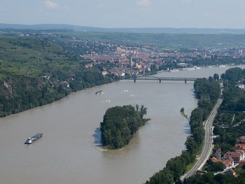 Канцэрт калумбійскай спявачкі Лусіі Пуліда і амерыканскага віяланчэліста Эрыка Фрыдлендэра - “Накцюрны”, 11.11.2016