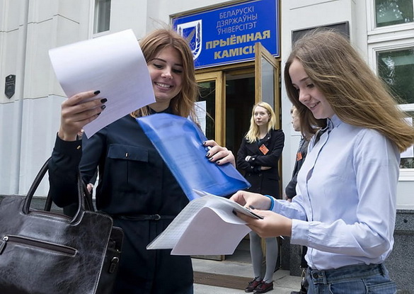 «Паралелі. Самы важны экзамен». Радыёблог Дзмітрыя Рубашнага (аўдыё)