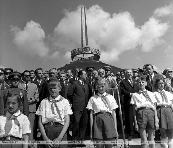 Уникальная запись 1969 года! Трансляция торжественного открытия Кургана Славы в Беларуси