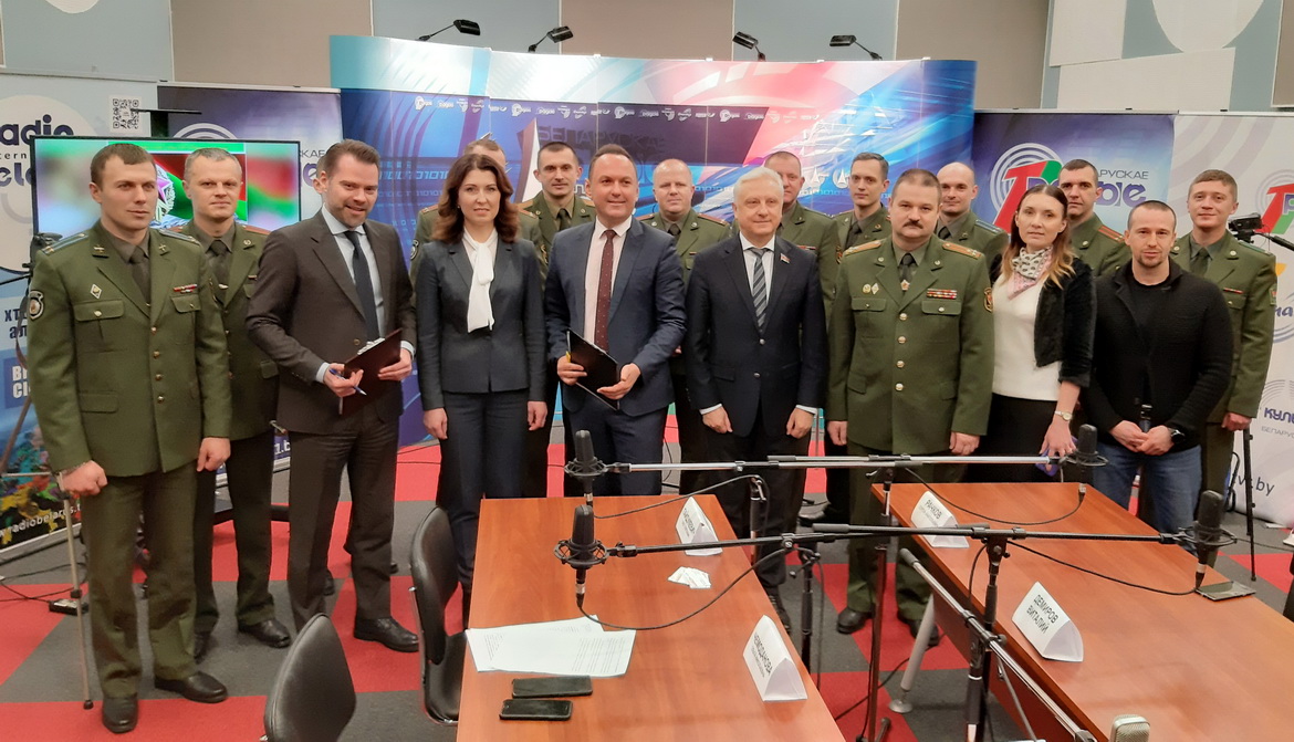 КРУГЛЫЙ СТОЛ БЕЛОРУССКОГО РАДИО: НАЦИОНАЛЬНАЯ БЕЗОПАСНОСТЬ