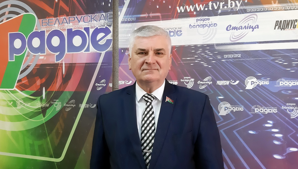 ЗАКОНАПРАЕКТ АБ ЗМЯНЕННІ КАНСТЫТУЦЫІ ПРЫНЯТЫ ПАРЛАМЕНТАМ У ДРУГІМ ЧЫТАННІ (аўдыё)