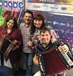 Валянцін і Людміла Кірыленка: «Беларуская народная песня аб'яднала нас у сям'ю!» – «Настрой» (відэа+аўдыё)